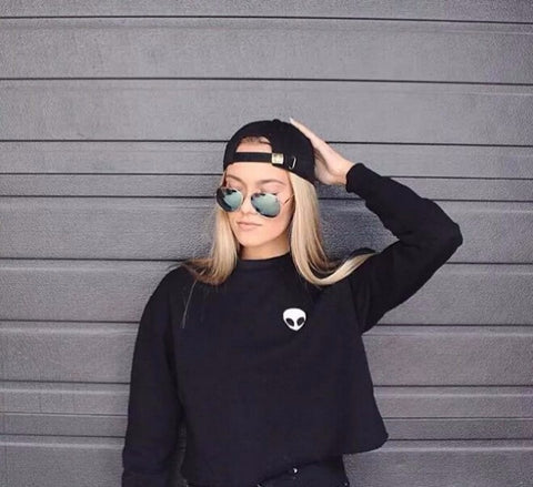 Sweat Alien Femme petit logo