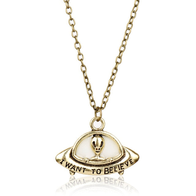 Collier Alien I Want To Believe UFO Bronze