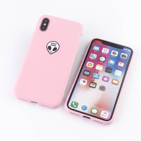 Coque Alien iPhone Earth Sucks Rose
