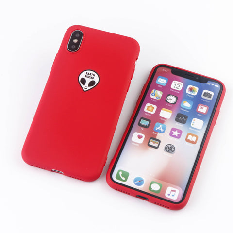 Coque Alien iPhone Earth Sucks Rouge