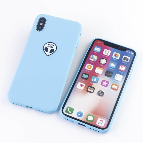 Coque Alien iPhone Earth Sucks Bleue